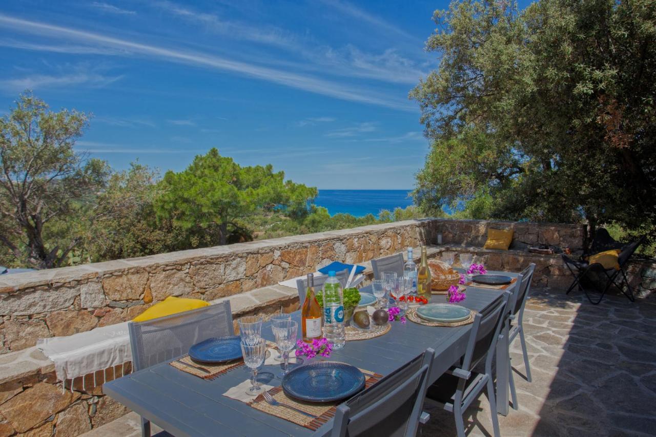 Villa Bodri, Maison En Pierre Avec Vue Mer Et Piscine Chauffee Л'Іль-Русс Екстер'єр фото